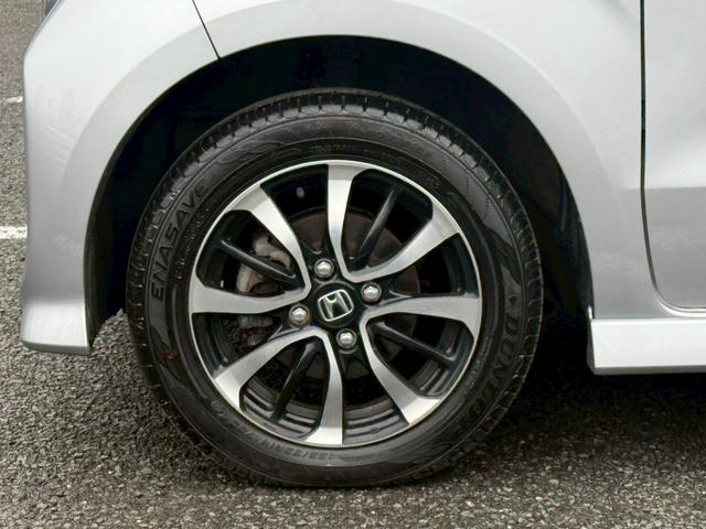 N-BOXカスタム G・Lホンダセンシング【夏&冬タイヤセット/4WD/禁煙車】 【純正エンジンスターター/衝突被害軽減システム/車線逸脱警告/クルコン】【電動スライドドア/イージークロージャー/ドライブレコーダー】【ETC/バックカメラ/シートヒーター】【ワンセグTV/BT接続】(31枚目)