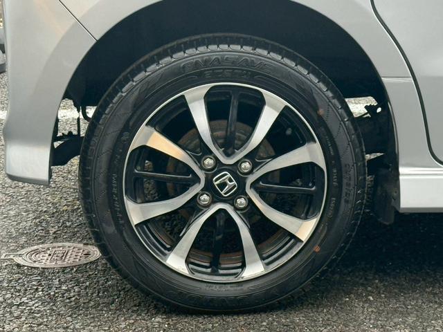 N-BOXカスタム G・Lホンダセンシング【夏&冬タイヤセット/4WD/禁煙車】 【純正エンジンスターター/衝突被害軽減システム/車線逸脱警告/クルコン】【電動スライドドア/イージークロージャー/ドライブレコーダー】【ETC/バックカメラ/シートヒーター】【ワンセグTV/BT接続】(33枚目)