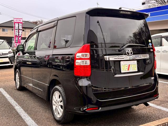 ���Ђł̓C���^�[�l�b�g�ł̉����̔��Ɏ��M������܂��B�X���ł̂��[�Ԃł���΁A���Ԃ��������܂��ɖ��`�ύX���̂��葱�����o���܂��̂ŁA���ߏ��̔̔���Ђōw������ꍇ�ƕς��ʏ��o��ɂĂ��w���\�ł���