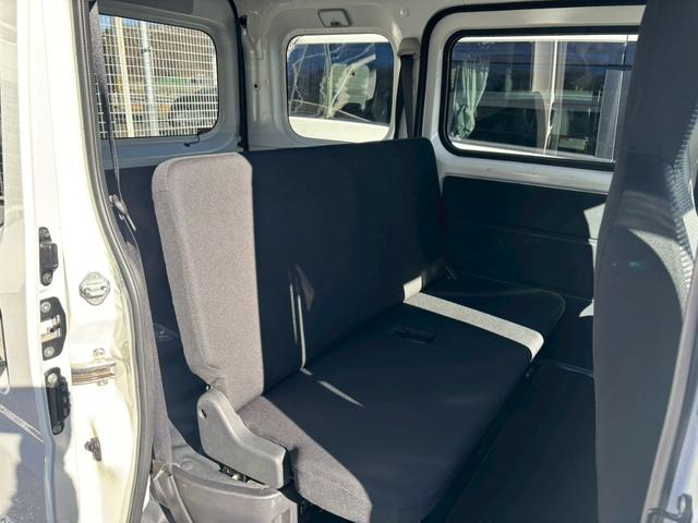 ハイゼットカーゴ ＤＸ【パートタイム４ＷＤ／禁煙車】【衝突被害軽減／車線逸脱】　【前後コーナーセンサー／オートヘッドライト】【パワーウィンドウ／キーレスエントリー】【電動格納ドアミラー／ヘッドライトレベライザー】【２０２４年式ＹＯＫＯＨＡＭＡスタッドレスタイヤ装着車】（40枚目）