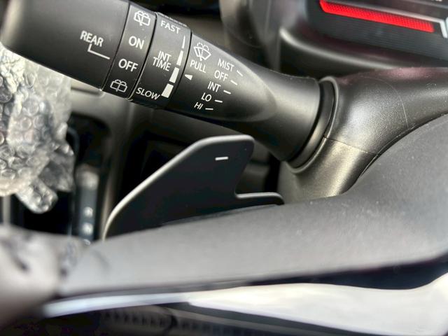 スペーシアギア ハイブリッドＸＺ　ターボ【届出済未使用車／４ＷＤ】　【スズキコネクト９型全方位ナビ／ＢＴ接続／フルセグ】【衝突軽減／追従クルコン／レーンキープ】【ルーフレール／ＬＥＤ／フォグ】【ステアヒーター／シートヒーター】【両側電動ドア／アイドリングストップ】（43枚目）