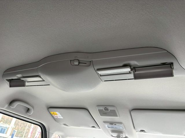 スペーシアギア ハイブリッドＸＺ　ターボ【届出済未使用車／４ＷＤ】　【スズキコネクト９型全方位ナビ／ＢＴ接続／フルセグ】【衝突軽減／追従クルコン／レーンキープ】【ルーフレール／ＬＥＤ／フォグ】【ステアヒーター／シートヒーター】【両側電動ドア／アイドリングストップ】（56枚目）