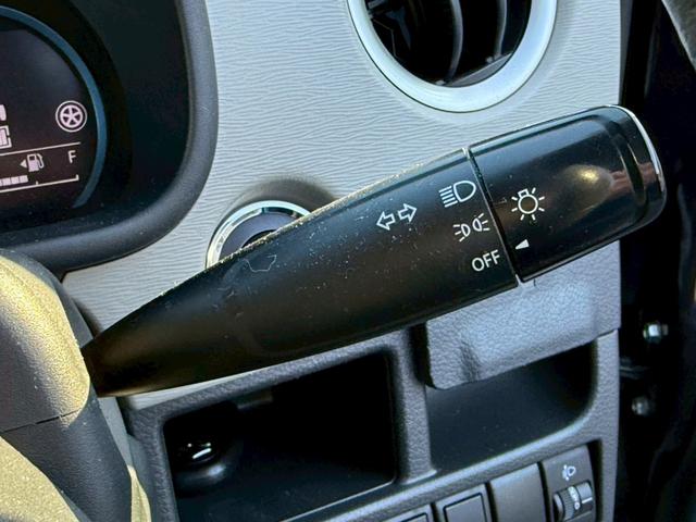 ワゴンR FZ【4WD/禁煙/夏&冬タイヤセット付】 【CDオーディオ/衝突軽減システム】【ドラレコ/ヘッドライトレベライザー】【ミラーウィンカー/デンカクミラー】【アイドリングストップ/スマートキー/プッシュスタート】(18枚目)