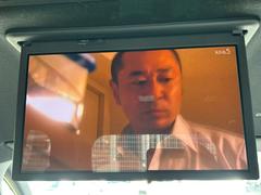 グループ全店敷地内に　陸運局認証工場　または　指定工場完備！！国家資格車検検査員を持った整備士による整備。さらにステレオ・エアコン等走行に関係の無い所も不具合箇所が有れば修理してご納車致します☆ 5