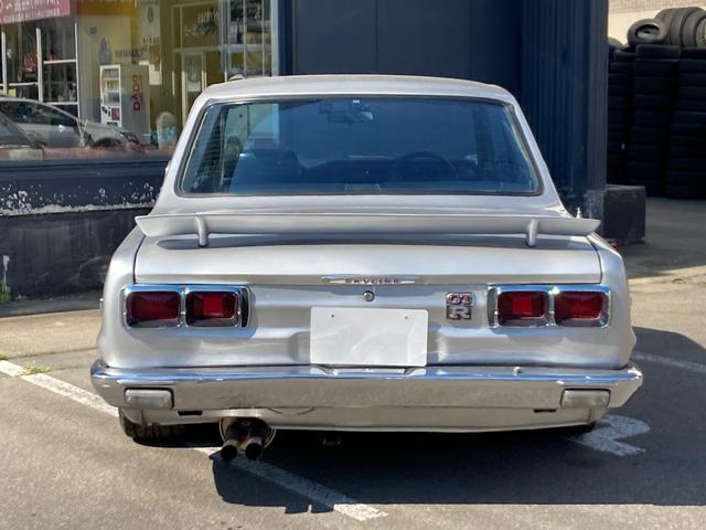 スカイライン 　２０００ＧＴ（7枚目）