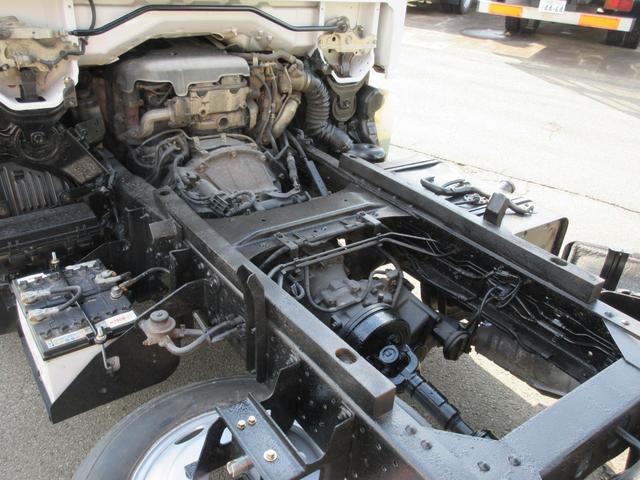 エルフトラック 2tダンプ フルフラットロー 4WD(12枚目)