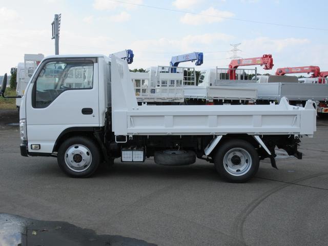 エルフトラック 2tダンプ フルフラットロー 4WD(21枚目)