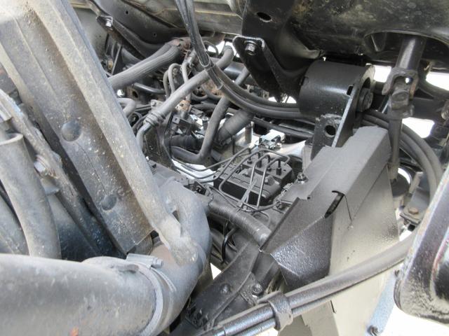 エルフトラック 2tダンプ フルフラットロー 4WD(44枚目)
