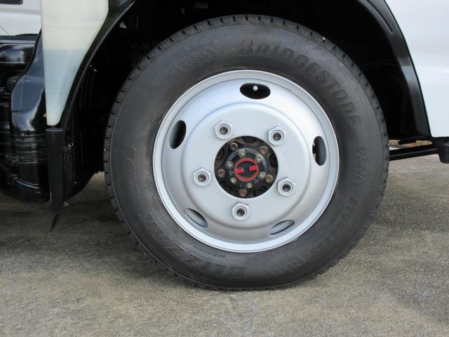 エルフトラック 2tダンプ フルフラットロー 4WD(47枚目)