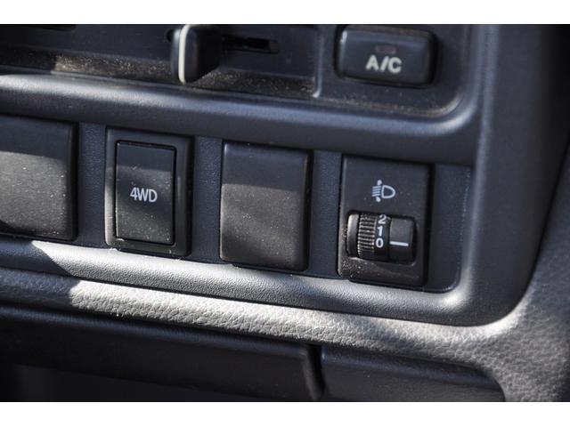 KCエアコン・パワステ 4WD パートタイム4WD 5速マニュアル PanasonicSDナビ 地デジ 荷台マット 荷台あおりチェーン 整備手帳有 取扱説明書有 エアバッグ付 2019年製ブリジストンタイヤ(44枚目)