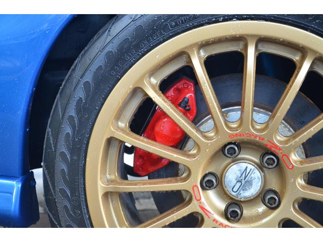 インプレッサ ＷＲＸ　Ｒ　ＳＴｉバージョンＶＩ　リミテッド　修復歴無し／最終型／２ドア／Ｂｒｅｍｂｏ／ＯＺアルミ／内外装全仕上済／ＤＣＣＤ／ルーフベンチレーション／車高調／ＳＴｉマフラー／５ＭＴ／車検令和６年７月７日迄／純正ステアリング／ＭＯＭＯステ／ＥＪ２０（18枚目）