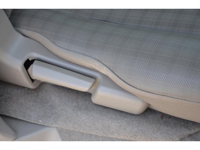 PA 4WD/マニュアルエアコン/運転席助手席エアバック/集中ドアロック/衝突安全ボディ/パワーステアリング/AMFMラジオ/(21枚目)