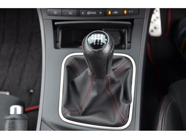 ベースグレード 後期型/6MT/シャークフィンアンテナ/ガンメタ18アルミ/地デジナビ/Bluetooth/パワーシート/ハーフレザー/264馬力/ETC/自動防眩ミラー/PUSHスタート/スマートキー/TURBO/(2枚目)