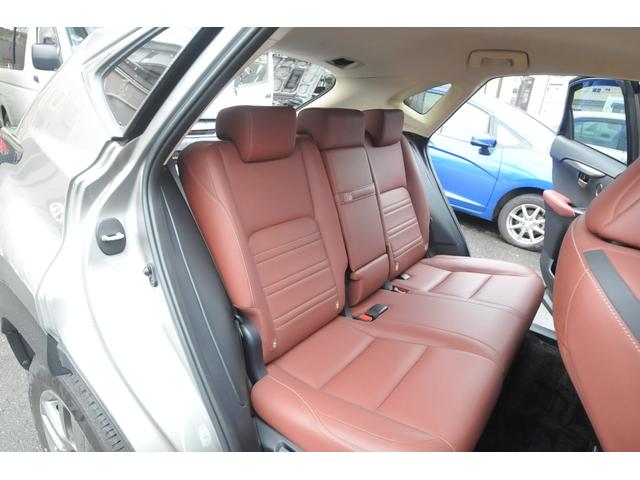 ＮＸ ＮＸ３００ｈ　Ｉパッケージ　全国１年保証／江戸川ナンバー関東仕入れ／パノラミックカメラ／ＢＳＭ／衝突被害軽減装置／全車速追従クルコン／ヒーター付き赤革パワーシート／地デジナビ／電動バックドア／ステアリングヒーター／前後ドラレコ／（40枚目）