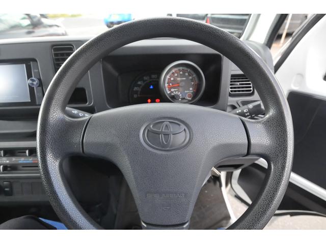 ピクシストラック スタンダード　全国１年保証／修復歴無し／４ＷＤ／５ＭＴ／ストロング防錆／地デジナビ／バックカメラ／Ｂｌｕｅｔｏｏｔｈ／エアコン／パワステ／ドライブレコーダー／荷台作業灯／荷台カバー／ＤＶＤ再生／社外タコメーター／（16枚目）