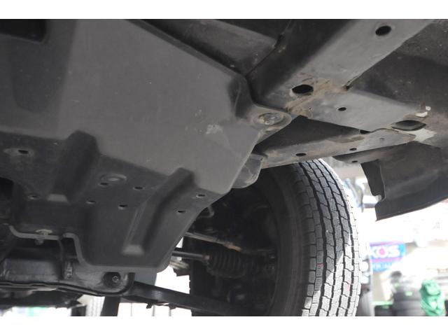 ピクシストラック スタンダード　全国１年保証／修復歴無し／４ＷＤ／５ＭＴ／ストロング防錆／地デジナビ／バックカメラ／Ｂｌｕｅｔｏｏｔｈ／エアコン／パワステ／ドライブレコーダー／荷台作業灯／荷台カバー／ＤＶＤ再生／社外タコメーター／（52枚目）