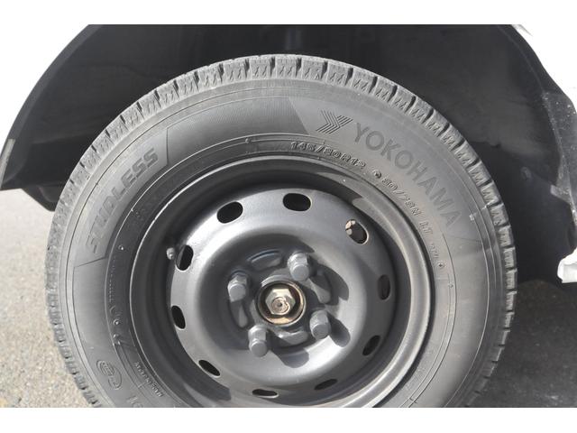 ピクシストラック スタンダード　全国１年保証／修復歴無し／４ＷＤ／５ＭＴ／ストロング防錆／地デジナビ／バックカメラ／Ｂｌｕｅｔｏｏｔｈ／エアコン／パワステ／ドライブレコーダー／荷台作業灯／荷台カバー／ＤＶＤ再生／社外タコメーター／（53枚目）