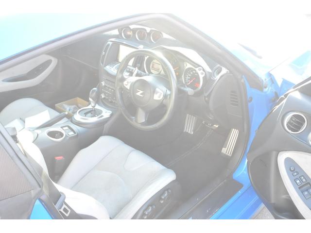 当店では画面上と実車の色の違いやパッケージＯＰやグレード判断の相違等、トラブルを防ぐ意味でお客様の目で実車確認をして頂く事を推奨しております。状態は実車を最優先とさせて頂く事を予めご了承願います。