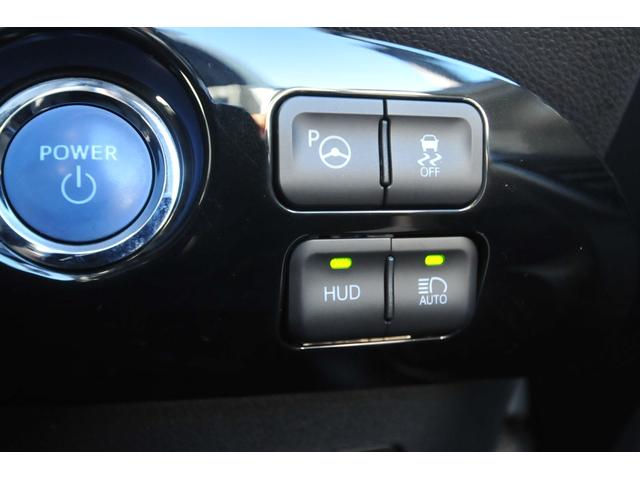 プリウス Ａ　修復歴無し／全国１年保証付き／４ＷＤ／セーフティセンスＰ／ＢＳＭ／地デジナビ／バックカメラ／ＨＵＤ／オートワイパー／寒冷地仕様／純正リモートスタート／ドラレコ／全車速追従クルコン／前後ＬＥＤフォグ／（6枚目）