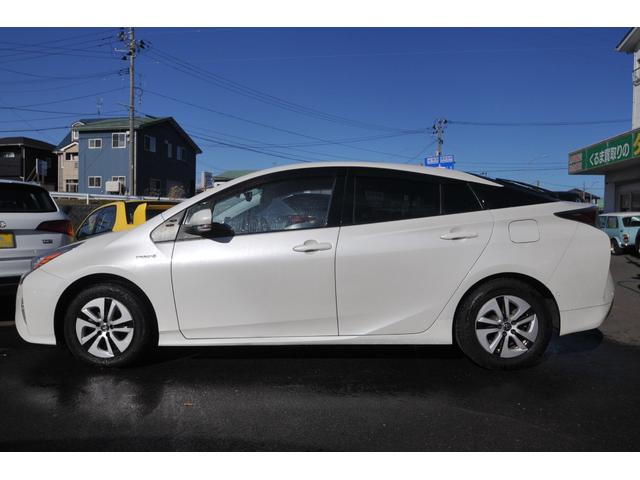 プリウス Ａ　修復歴無し／全国１年保証付き／４ＷＤ／セーフティセンスＰ／ＢＳＭ／地デジナビ／バックカメラ／ＨＵＤ／オートワイパー／寒冷地仕様／純正リモートスタート／ドラレコ／全車速追従クルコン／前後ＬＥＤフォグ／（19枚目）