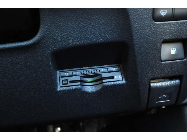 プリウス Ａ　修復歴無し／全国１年保証付き／４ＷＤ／セーフティセンスＰ／ＢＳＭ／地デジナビ／バックカメラ／ＨＵＤ／オートワイパー／寒冷地仕様／純正リモートスタート／ドラレコ／全車速追従クルコン／前後ＬＥＤフォグ／（24枚目）