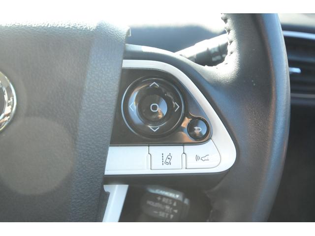 プリウス Ａ　修復歴無し／全国１年保証付き／４ＷＤ／セーフティセンスＰ／ＢＳＭ／地デジナビ／バックカメラ／ＨＵＤ／オートワイパー／寒冷地仕様／純正リモートスタート／ドラレコ／全車速追従クルコン／前後ＬＥＤフォグ／（28枚目）