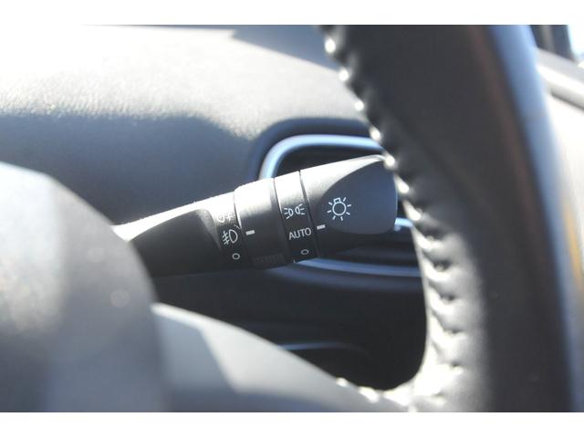 プリウス Ａ　修復歴無し／全国１年保証付き／４ＷＤ／セーフティセンスＰ／ＢＳＭ／地デジナビ／バックカメラ／ＨＵＤ／オートワイパー／寒冷地仕様／純正リモートスタート／ドラレコ／全車速追従クルコン／前後ＬＥＤフォグ／（30枚目）