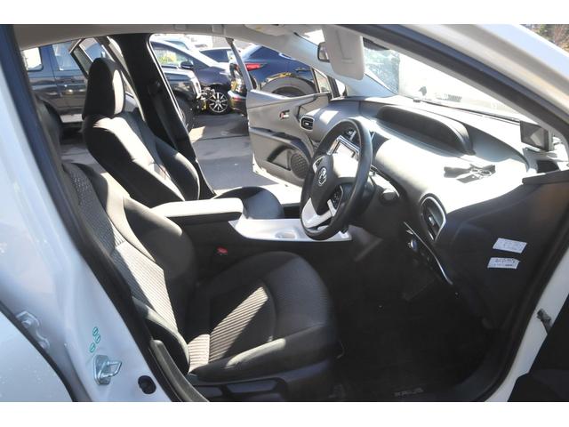 プリウス Ａ　修復歴無し／全国１年保証付き／４ＷＤ／セーフティセンスＰ／ＢＳＭ／地デジナビ／バックカメラ／ＨＵＤ／オートワイパー／寒冷地仕様／純正リモートスタート／ドラレコ／全車速追従クルコン／前後ＬＥＤフォグ／（45枚目）