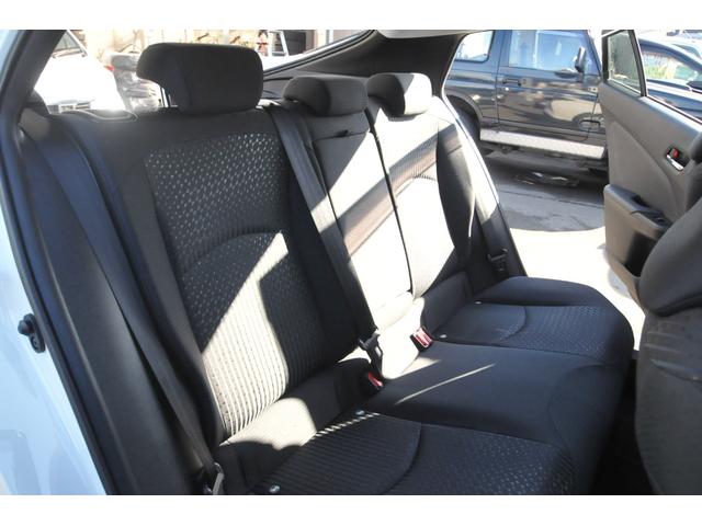 プリウス Ａ　修復歴無し／全国１年保証付き／４ＷＤ／セーフティセンスＰ／ＢＳＭ／地デジナビ／バックカメラ／ＨＵＤ／オートワイパー／寒冷地仕様／純正リモートスタート／ドラレコ／全車速追従クルコン／前後ＬＥＤフォグ／（46枚目）