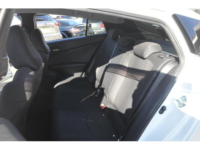 プリウス Ａ　修復歴無し／全国１年保証付き／４ＷＤ／セーフティセンスＰ／ＢＳＭ／地デジナビ／バックカメラ／ＨＵＤ／オートワイパー／寒冷地仕様／純正リモートスタート／ドラレコ／全車速追従クルコン／前後ＬＥＤフォグ／（50枚目）