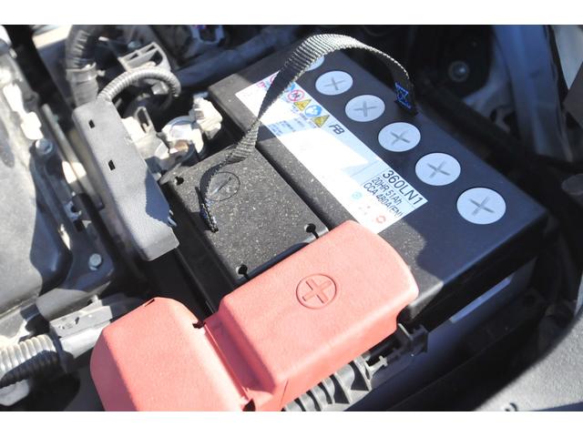 プリウス Ａ　修復歴無し／全国１年保証付き／４ＷＤ／セーフティセンスＰ／ＢＳＭ／地デジナビ／バックカメラ／ＨＵＤ／オートワイパー／寒冷地仕様／純正リモートスタート／ドラレコ／全車速追従クルコン／前後ＬＥＤフォグ／（53枚目）