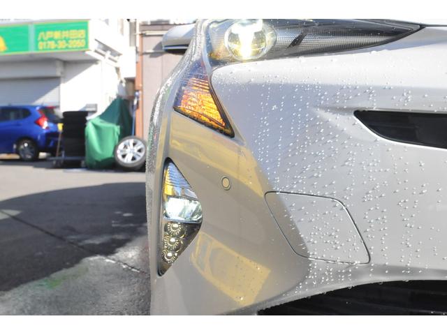 プリウス Ａ　修復歴無し／全国１年保証付き／４ＷＤ／セーフティセンスＰ／ＢＳＭ／地デジナビ／バックカメラ／ＨＵＤ／オートワイパー／寒冷地仕様／純正リモートスタート／ドラレコ／全車速追従クルコン／前後ＬＥＤフォグ／（56枚目）