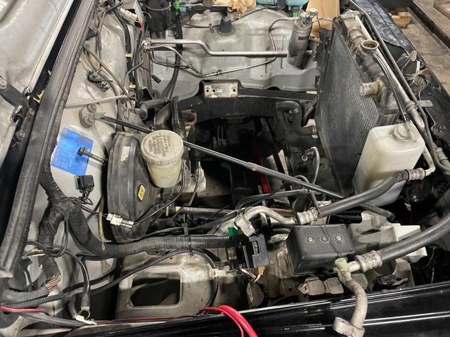 ジムニー ランドベンチャー　修復歴無し／令和７年１１月リビルトエンジン載せ替え済／クラッチ同時交換／リフトアップ／電動ウィンチ／社外集中ドアロック＆リモコン／５ＭＴ／社外マフラー／（8枚目）