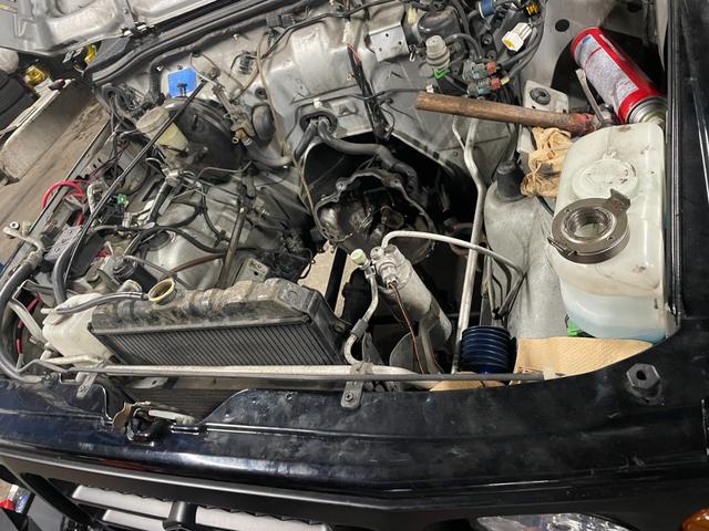 ジムニー ランドベンチャー　修復歴無し／令和７年１１月リビルトエンジン載せ替え済／クラッチ同時交換／リフトアップ／電動ウィンチ／社外集中ドアロック＆リモコン／５ＭＴ／社外マフラー／（9枚目）