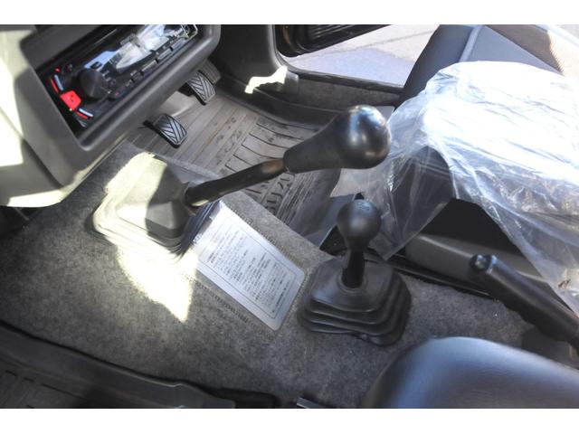 ジムニー ランドベンチャー　修復歴無し／令和７年１１月リビルトエンジン載せ替え済／クラッチ同時交換／リフトアップ／電動ウィンチ／社外集中ドアロック＆リモコン／５ＭＴ／社外マフラー／（32枚目）