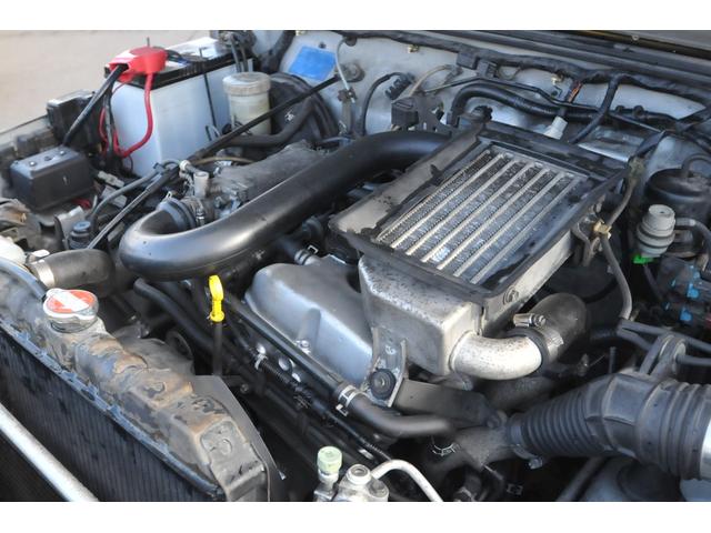 ジムニー ランドベンチャー　修復歴無し／令和７年１１月リビルトエンジン載せ替え済／クラッチ同時交換／リフトアップ／電動ウィンチ／社外集中ドアロック＆リモコン／５ＭＴ／社外マフラー／（56枚目）