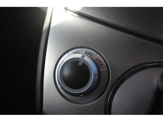 デリカD:5 D パワーパッケージ 修復歴無し/4WD/クリーンディーゼル/1オーナー/両側パワスラ/地デジナビ/バックカメラ/前席シートヒーター/クラッツィオ/8人乗り/ドラレコ/クルーズコントロール/新品夏タイヤ装着済/オートライト(7枚目)