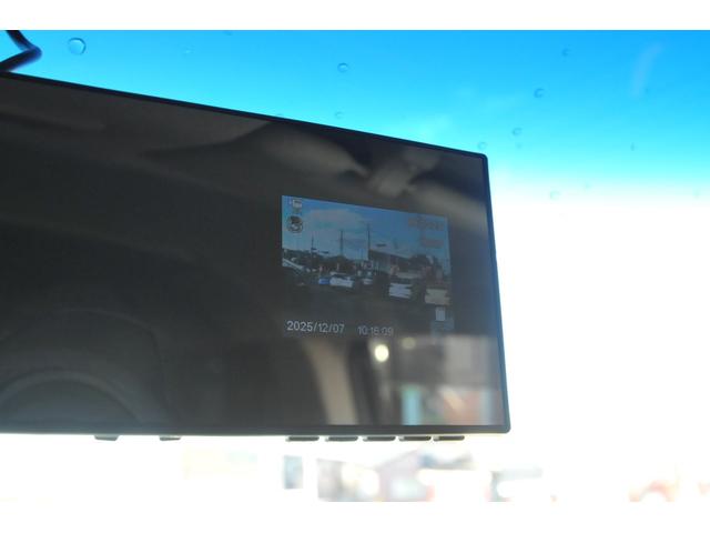 デリカD:5 D パワーパッケージ 修復歴無し/4WD/クリーンディーゼル/1オーナー/両側パワスラ/地デジナビ/バックカメラ/前席シートヒーター/クラッツィオ/8人乗り/ドラレコ/クルーズコントロール/新品夏タイヤ装着済/オートライト(16枚目)