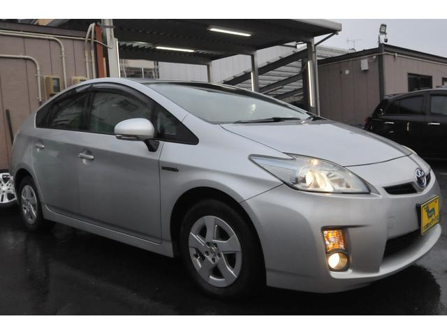 プリウス Ｓ　修復歴無し／全国１年保証付／地デジナビ／バックカメラ／寒冷地仕様／リヤフォグ／リモートスタート／ビルトインＥＴＣ／ドラレコ／電動コーナーポール／ステアリングスイッチ／フロントウィンド熱線／オートライト（14枚目）