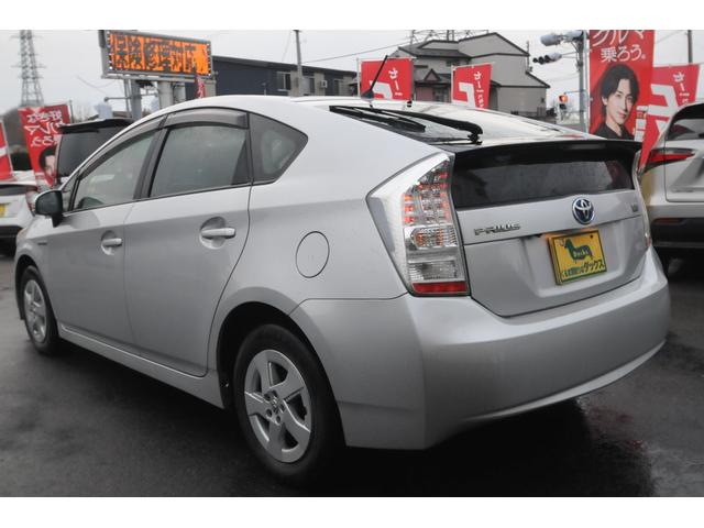 プリウス Ｓ　修復歴無し／全国１年保証付／地デジナビ／バックカメラ／寒冷地仕様／リヤフォグ／リモートスタート／ビルトインＥＴＣ／ドラレコ／電動コーナーポール／ステアリングスイッチ／フロントウィンド熱線／オートライト（19枚目）