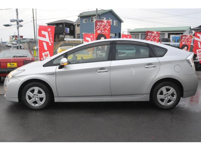 プリウス Ｓ　修復歴無し／全国１年保証付／地デジナビ／バックカメラ／寒冷地仕様／リヤフォグ／リモートスタート／ビルトインＥＴＣ／ドラレコ／電動コーナーポール／ステアリングスイッチ／フロントウィンド熱線／オートライト（20枚目）