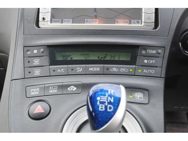 プリウス Ｓ　修復歴無し／全国１年保証付／地デジナビ／バックカメラ／寒冷地仕様／リヤフォグ／リモートスタート／ビルトインＥＴＣ／ドラレコ／電動コーナーポール／ステアリングスイッチ／フロントウィンド熱線／オートライト（22枚目）