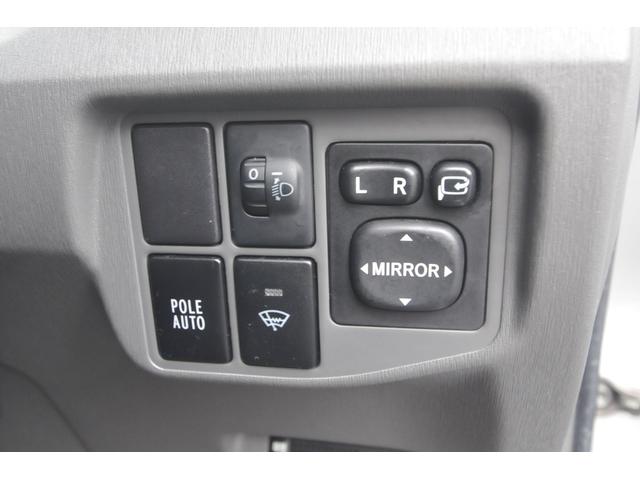 プリウス Ｓ　修復歴無し／全国１年保証付／地デジナビ／バックカメラ／寒冷地仕様／リヤフォグ／リモートスタート／ビルトインＥＴＣ／ドラレコ／電動コーナーポール／ステアリングスイッチ／フロントウィンド熱線／オートライト（23枚目）