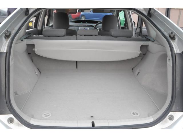 プリウス Ｓ　修復歴無し／全国１年保証付／地デジナビ／バックカメラ／寒冷地仕様／リヤフォグ／リモートスタート／ビルトインＥＴＣ／ドラレコ／電動コーナーポール／ステアリングスイッチ／フロントウィンド熱線／オートライト（45枚目）