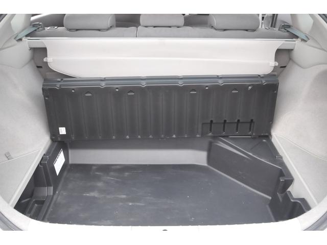 プリウス Ｓ　修復歴無し／全国１年保証付／地デジナビ／バックカメラ／寒冷地仕様／リヤフォグ／リモートスタート／ビルトインＥＴＣ／ドラレコ／電動コーナーポール／ステアリングスイッチ／フロントウィンド熱線／オートライト（46枚目）