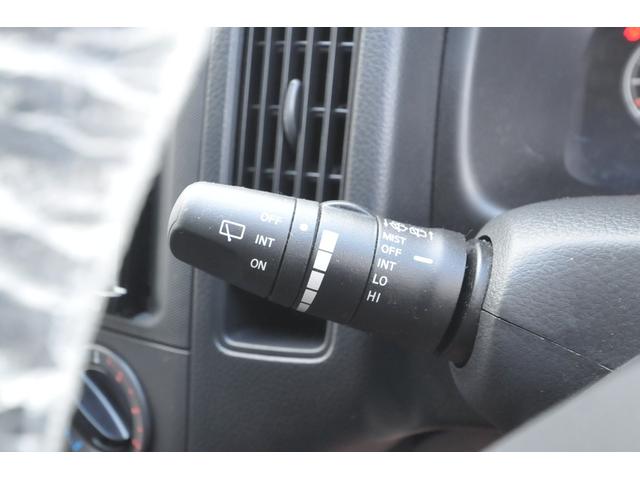 ＮＶ１５０ＡＤ ＶＥ　全国１年保証／修復歴無し／１オーナー／４ＷＤ／エマージェンシーブレーキ搭載／ＥＴＣ／地デジナビ／フォグランプ／ドラレコ／前席パワーウィンドウ／助手席シートバックパソコンテーブル／１００Ｖ電源（49枚目）