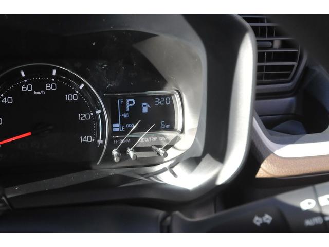 ���Ђł́A�ꑮ�X�^�b�t�ɂ�郋�[���N���[�j���O���{�H���ēW���E�[�Ԃ����Ē����Ă���܂������ɒ���̎ԗ��́A�N���[�j���O�O�̏�ԂœW�������Ē����Ă���ꍇ������܂����A�[�Ԏ��ɂ̓s�J�s�J�Ɏd�グ�܂���