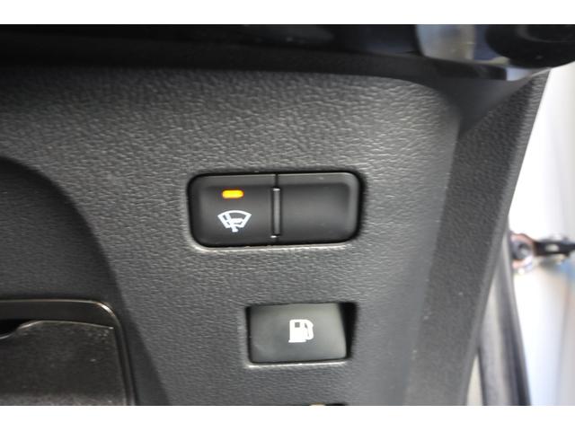 プリウス Aツーリングセレクション 全国1年保証付き/修復歴無し/4WD/BSM/TSSP/全車速追従クルコン/HUD/8型地デジナビ/バックカメラ/シートヒーター/Bluetooth/寒冷地仕様/純正リモートスタート/ビルトインETC(22枚目)
