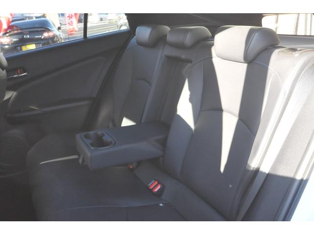 プリウス Aツーリングセレクション 全国1年保証付き/修復歴無し/4WD/BSM/TSSP/全車速追従クルコン/HUD/8型地デジナビ/バックカメラ/シートヒーター/Bluetooth/寒冷地仕様/純正リモートスタート/ビルトインETC(57枚目)