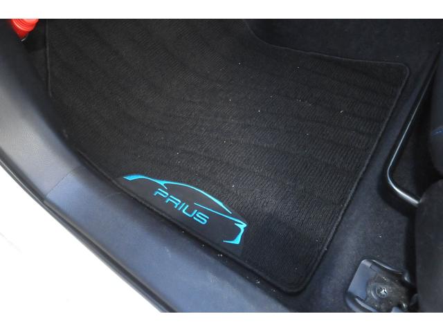 プリウス Aツーリングセレクション 全国1年保証付き/修復歴無し/4WD/BSM/TSSP/全車速追従クルコン/HUD/8型地デジナビ/バックカメラ/シートヒーター/Bluetooth/寒冷地仕様/純正リモートスタート/ビルトインETC(59枚目)